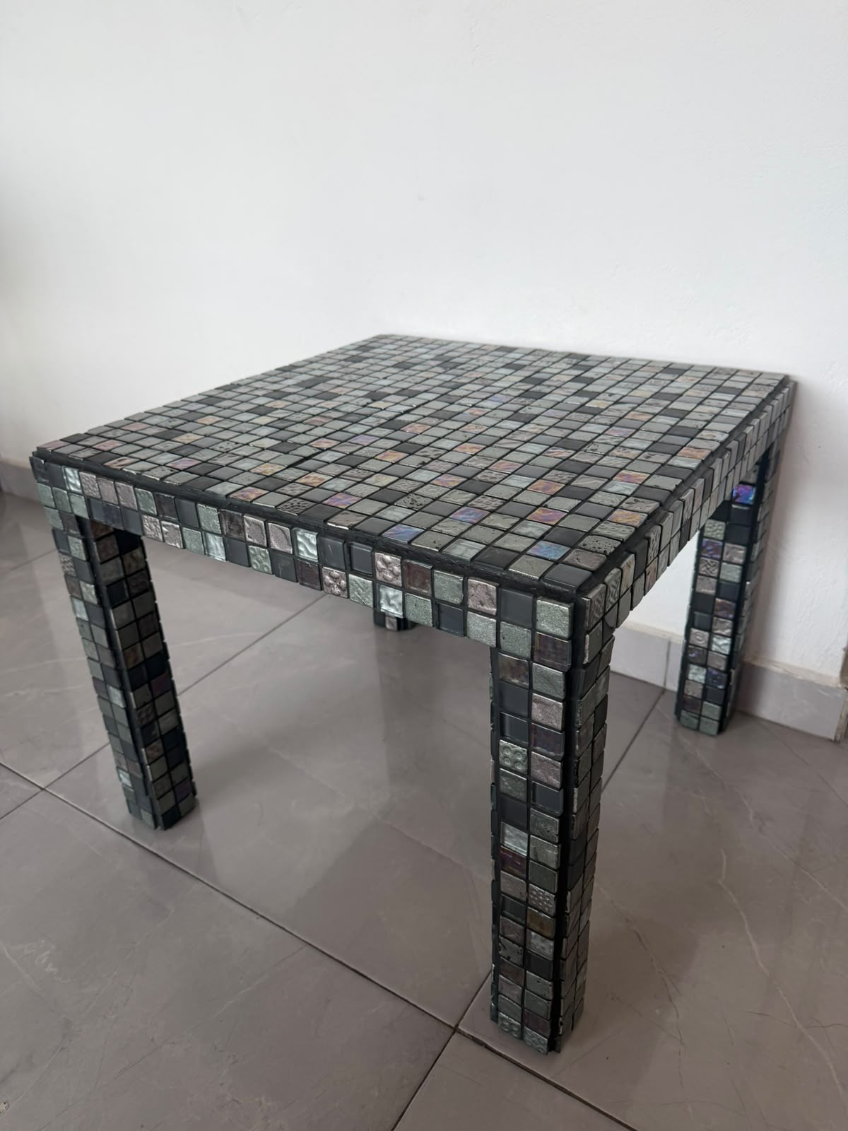 MESA DAMERO